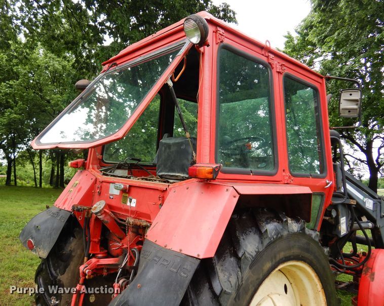 image for item DN0324 Belarus 560M  tractor