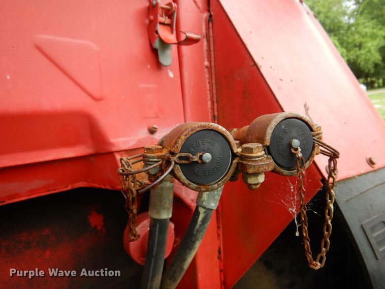 image for item DN0324 Belarus 560M  tractor