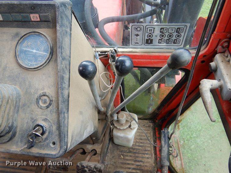 image for item DN0324 Belarus 560M  tractor