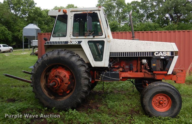 image for item DN0325 Case 2090  tractor