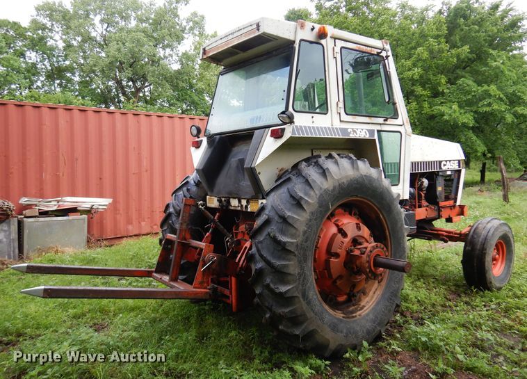 image for item DN0325 Case 2090  tractor