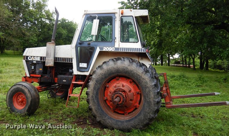 image for item DN0325 Case 2090  tractor