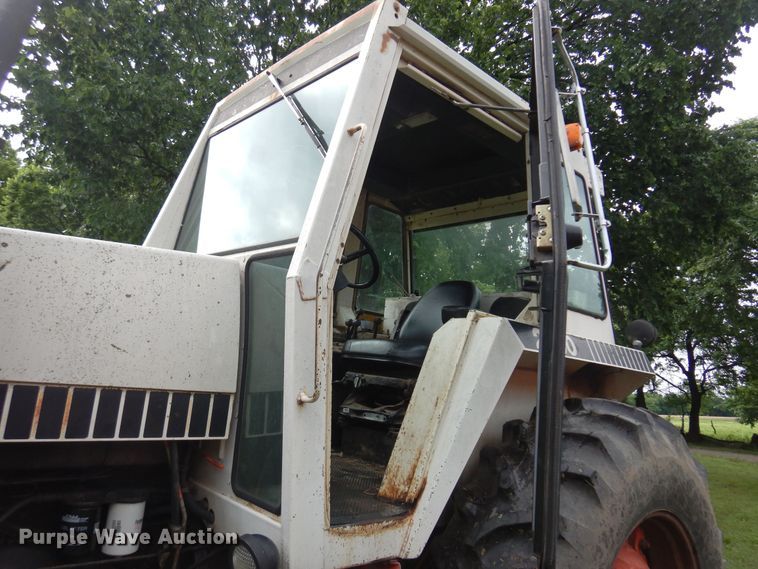 image for item DN0325 Case 2090  tractor