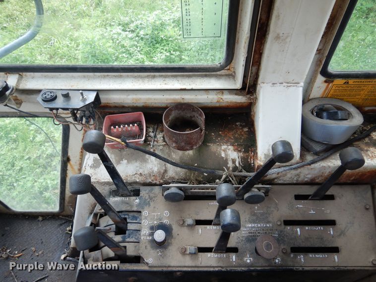 image for item DN0325 Case 2090  tractor