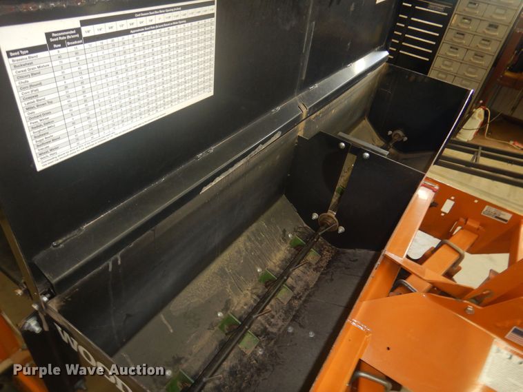 image for item DN0369 Woods FPS60YLC  seeder