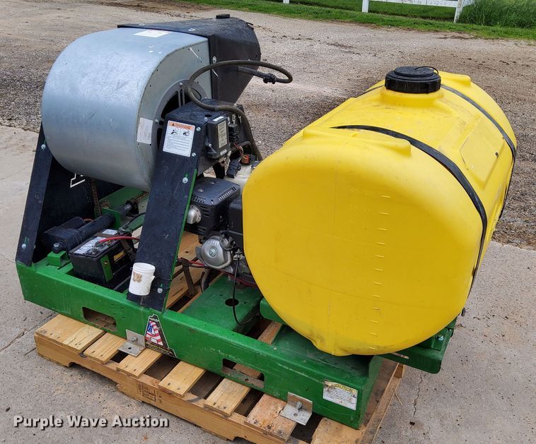 image for item DN6825 A1 Mist Sprayers URX 4-R17  livestock mister