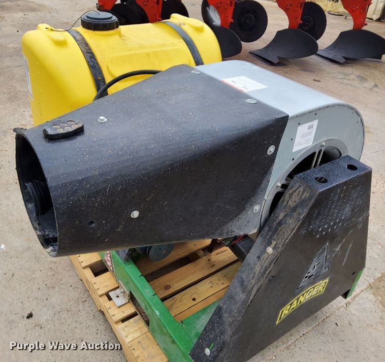 image for item DN6825 A1 Mist Sprayers URX 4-R17  livestock mister