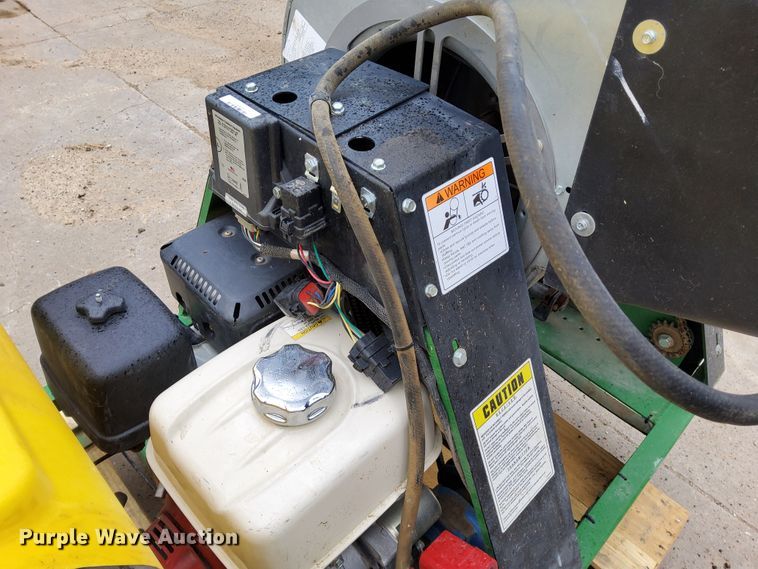 image for item DN6825 A1 Mist Sprayers URX 4-R17  livestock mister