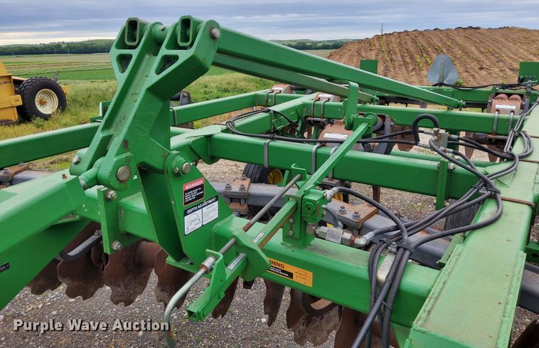 image for item DN6827 John Deere 512  disk ripper