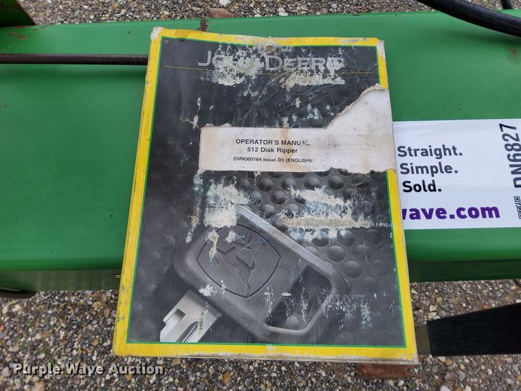 image for item DN6827 John Deere 512  disk ripper