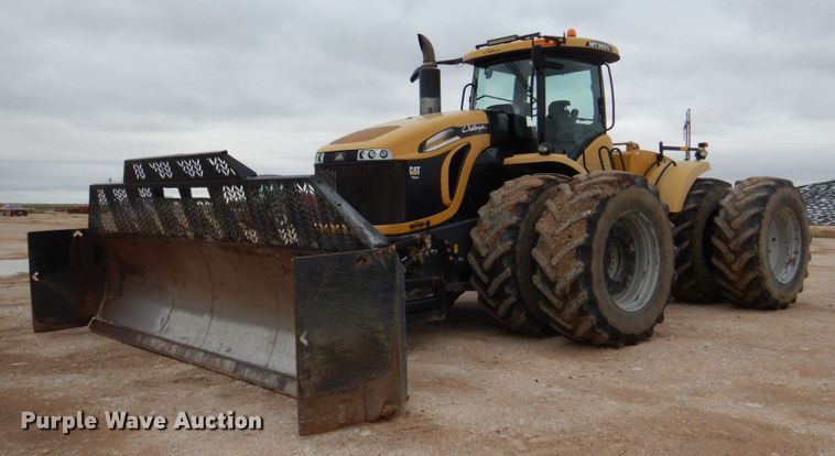 image for item DP4046 2013 Challenger MT965C  4WD tractor