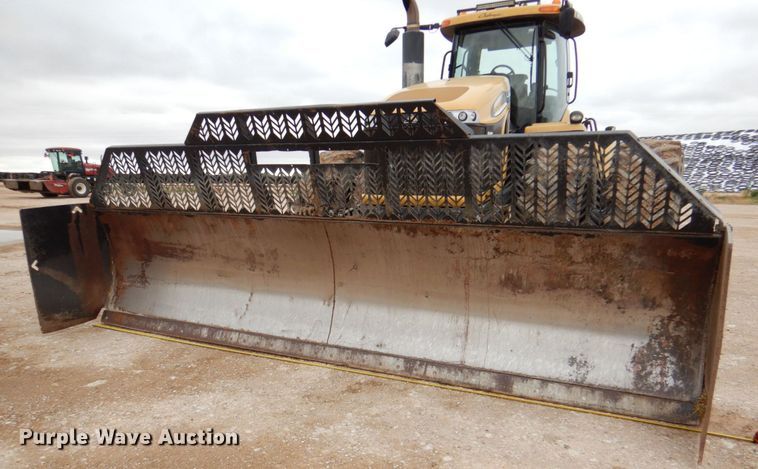 image for item DP4046 2013 Challenger MT965C  4WD tractor