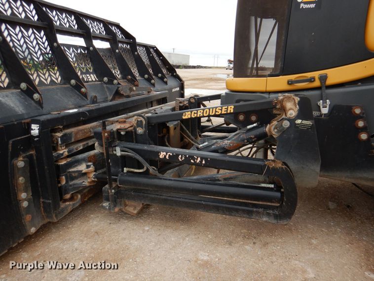 image for item DP4046 2013 Challenger MT965C  4WD tractor