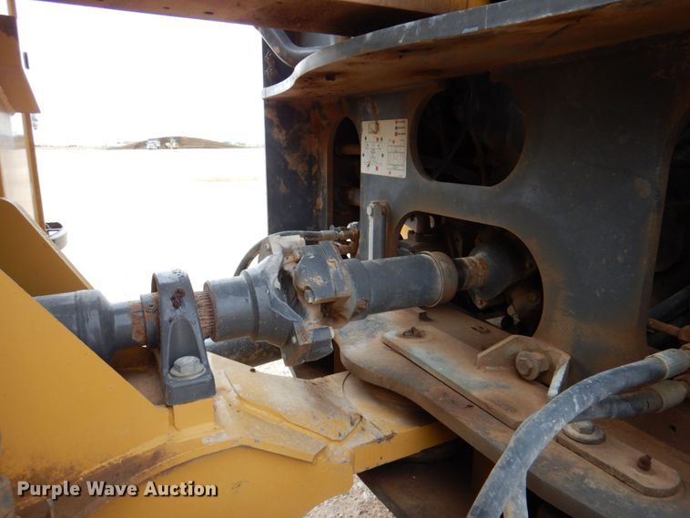 image for item DP4046 2013 Challenger MT965C  4WD tractor