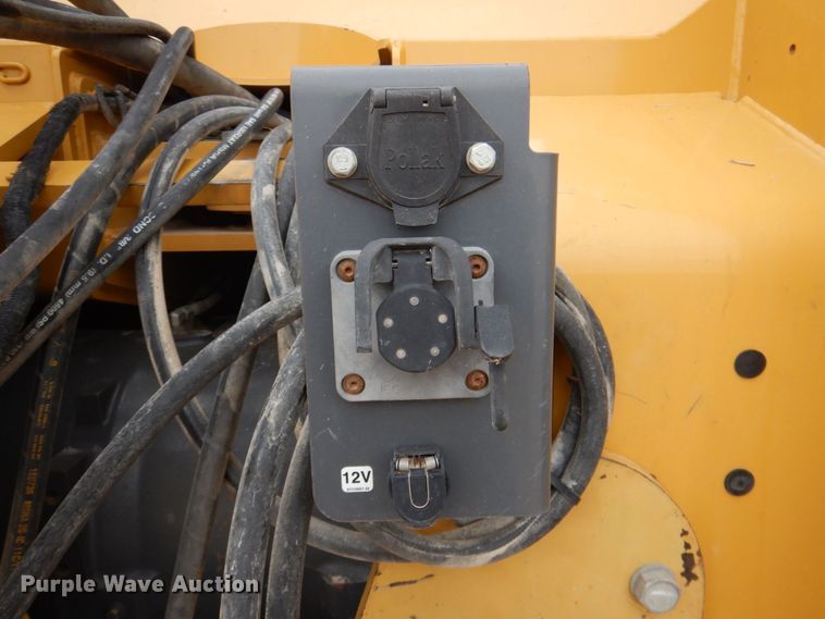 image for item DP4046 2013 Challenger MT965C  4WD tractor