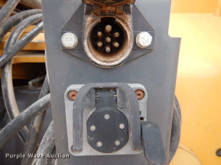 image for item DP4046 2013 Challenger MT965C  4WD tractor