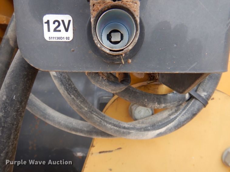 image for item DP4046 2013 Challenger MT965C  4WD tractor