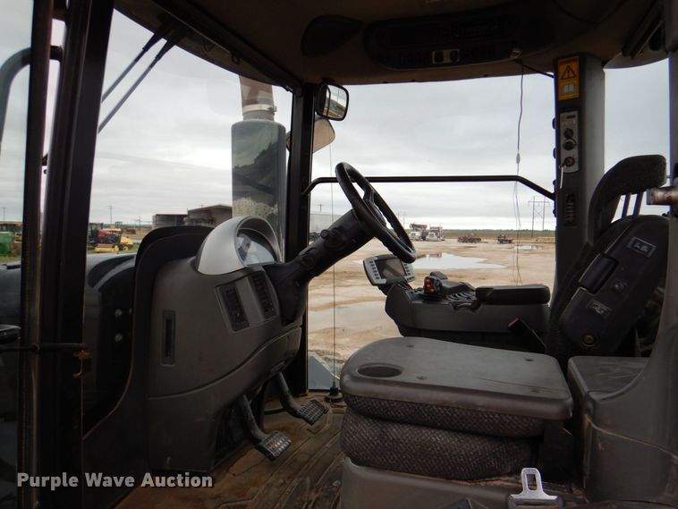 image for item DP4046 2013 Challenger MT965C  4WD tractor