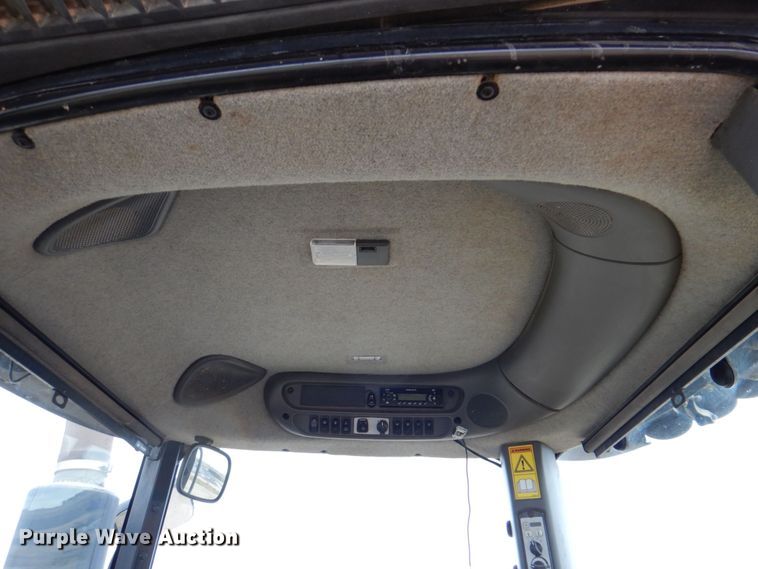 image for item DP4046 2013 Challenger MT965C  4WD tractor