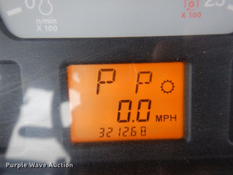 image for item DP4046 2013 Challenger MT965C  4WD tractor