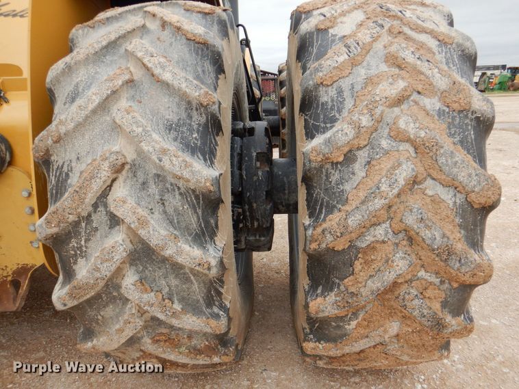 image for item DP4046 2013 Challenger MT965C  4WD tractor