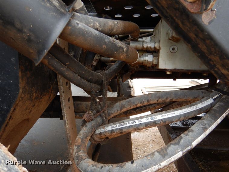 image for item DP4047 2016 MacDon M205  windrower