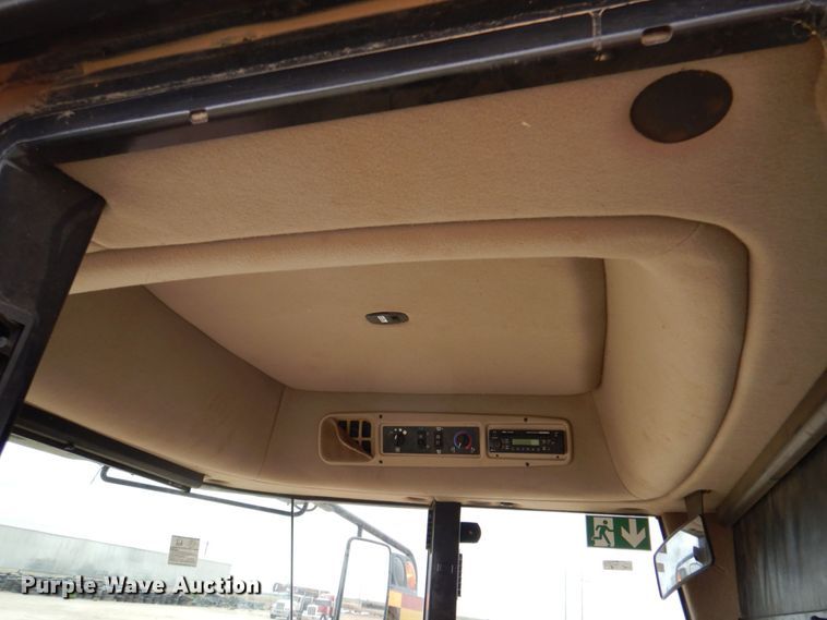 image for item DP4047 2016 MacDon M205  windrower