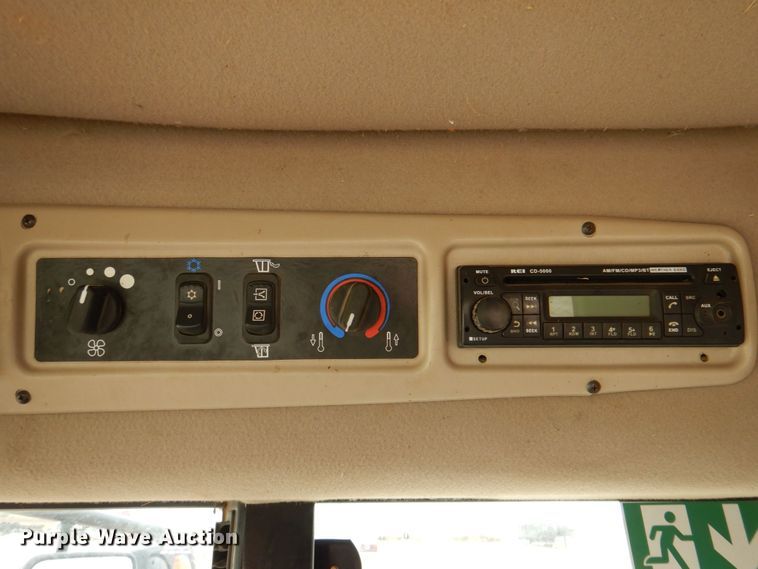 image for item DP4047 2016 MacDon M205  windrower