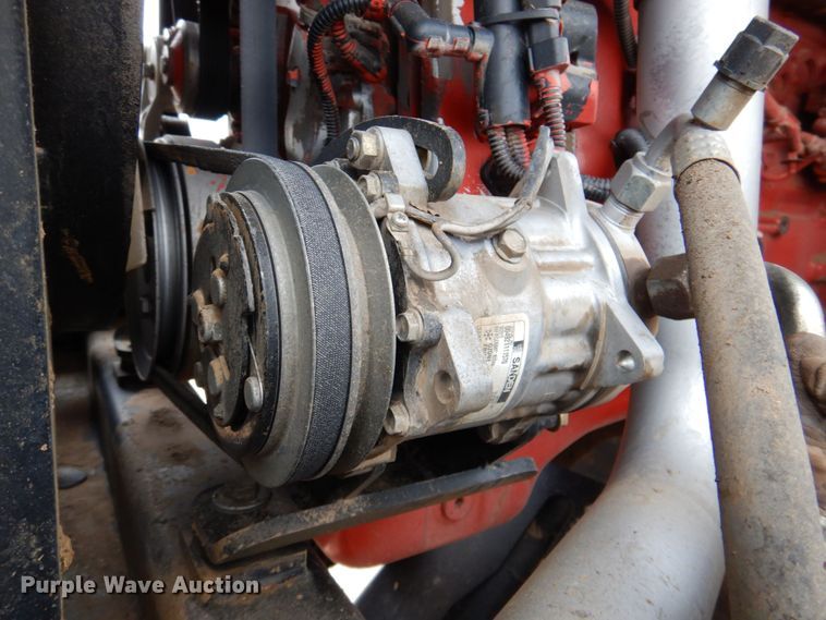 image for item DP4047 2016 MacDon M205  windrower