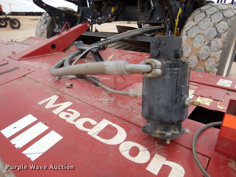 image for item DP4048 2016 MacDon M205  windrower