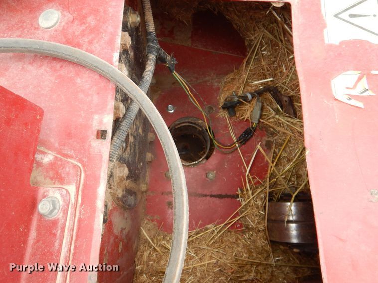 image for item DP4048 2016 MacDon M205  windrower