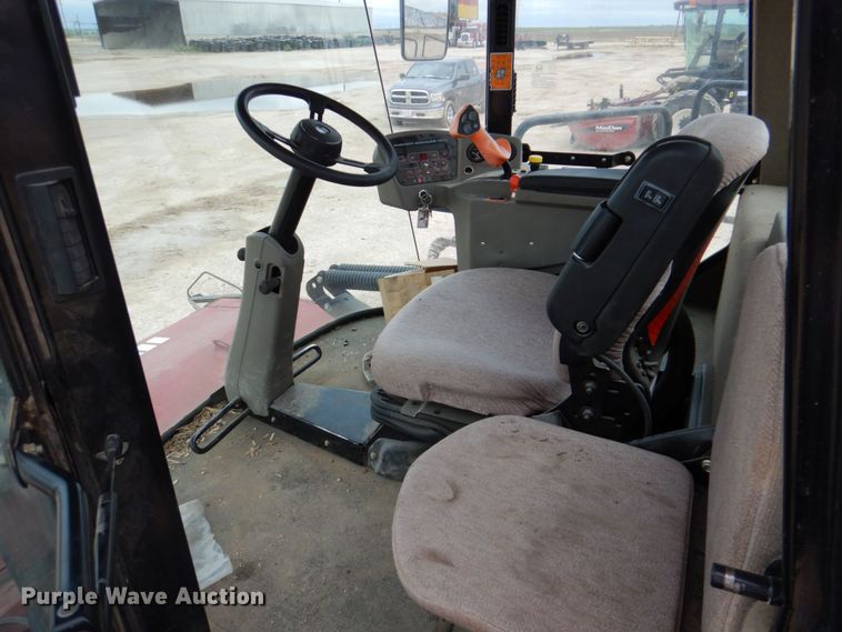 image for item DP4048 2016 MacDon M205  windrower