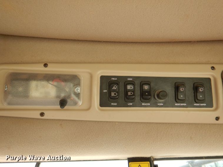 image for item DP4048 2016 MacDon M205  windrower