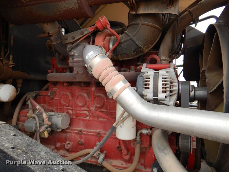 image for item DP4048 2016 MacDon M205  windrower