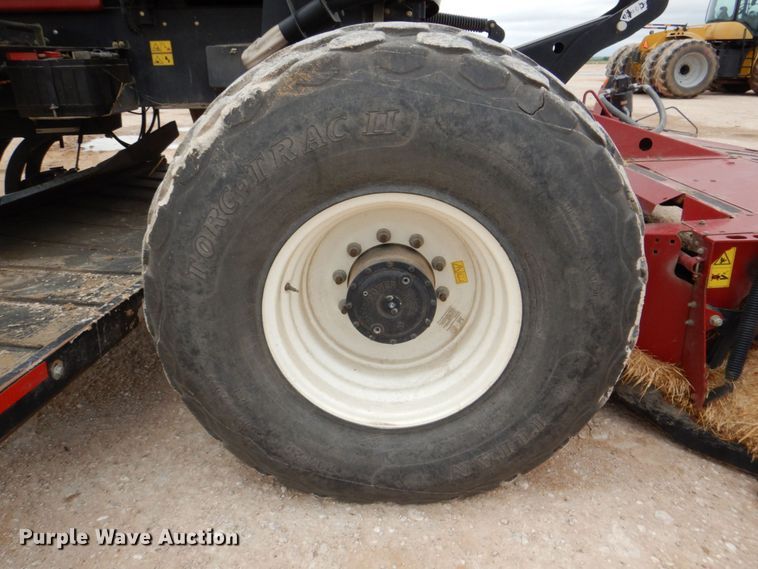 image for item DP4048 2016 MacDon M205  windrower