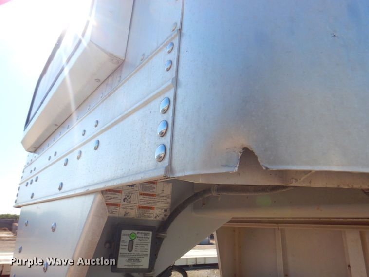 image for item DP4239 2013 Eby Ruff Neck  livestock trailer