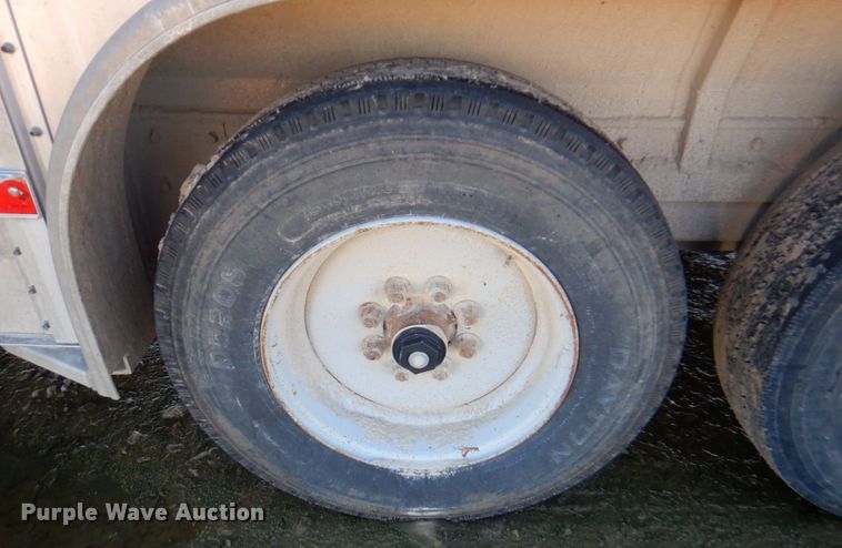 image for item DP4239 2013 Eby Ruff Neck  livestock trailer