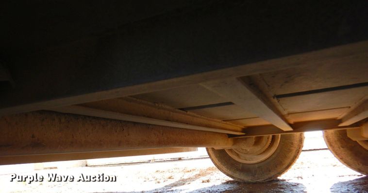 image for item DP4239 2013 Eby Ruff Neck  livestock trailer