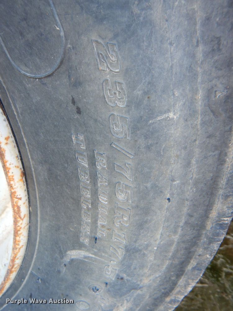 image for item DP4239 2013 Eby Ruff Neck  livestock trailer