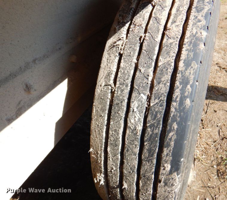 image for item DP4239 2013 Eby Ruff Neck  livestock trailer