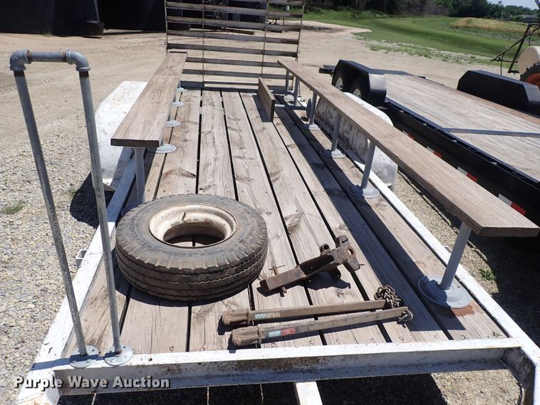 image for item DS7091 1983 Diamond C CHT  utility trailer