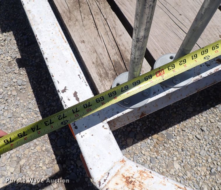 image for item DS7091 1983 Diamond C CHT  utility trailer