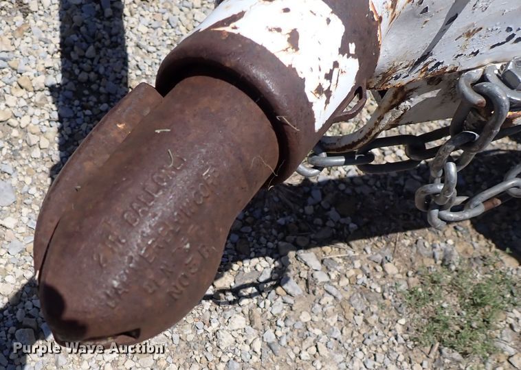 image for item DS7091 1983 Diamond C CHT  utility trailer