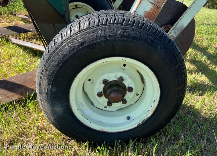 image for item DS8271 Flex King KM5  sweep plow