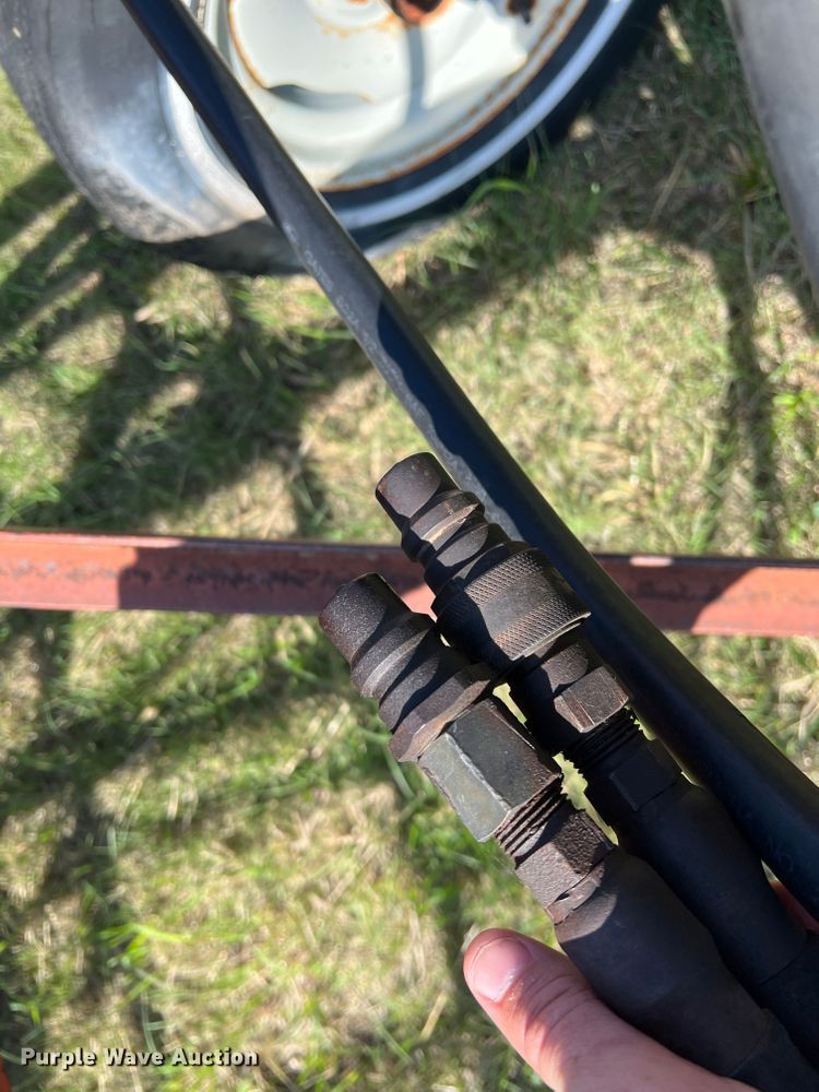 image for item DS8272 Hoe grain drill