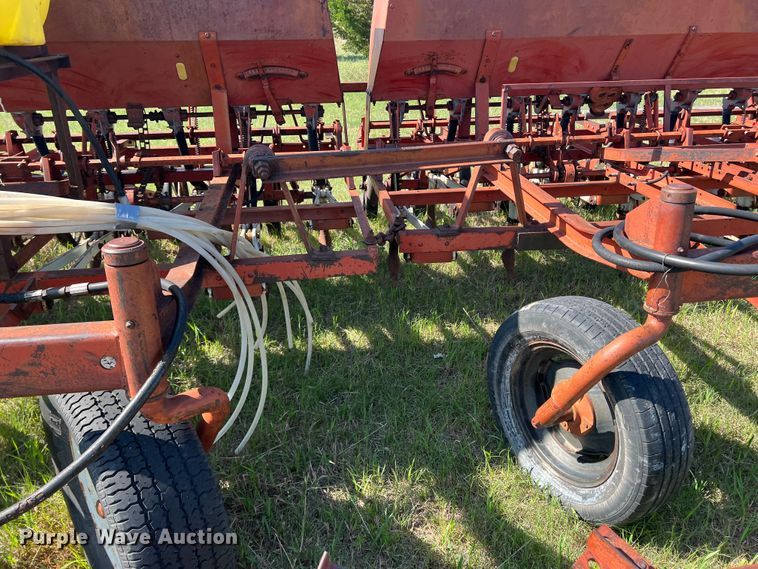 image for item DS8272 Hoe grain drill