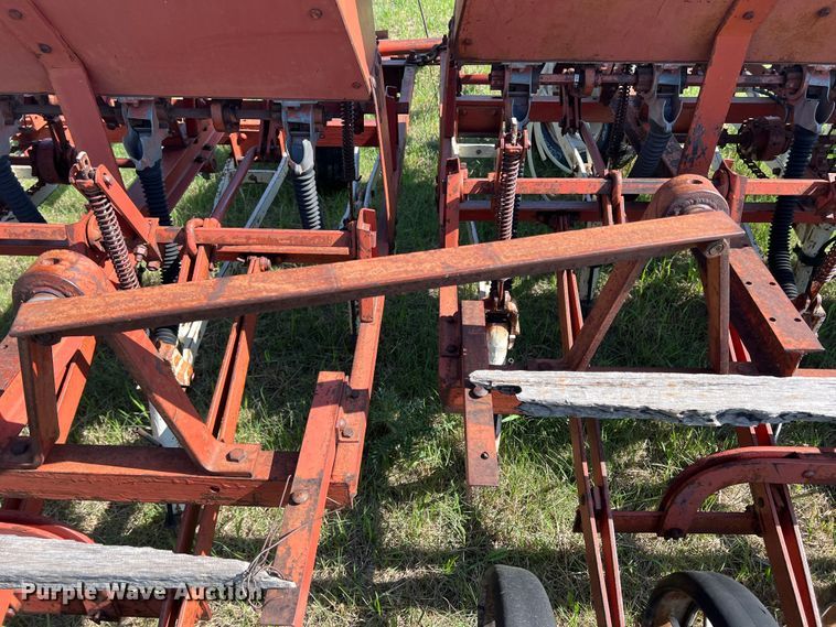 image for item DS8272 Hoe grain drill