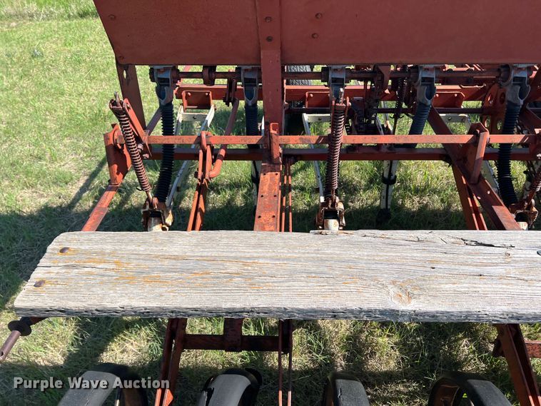 image for item DS8272 Hoe grain drill