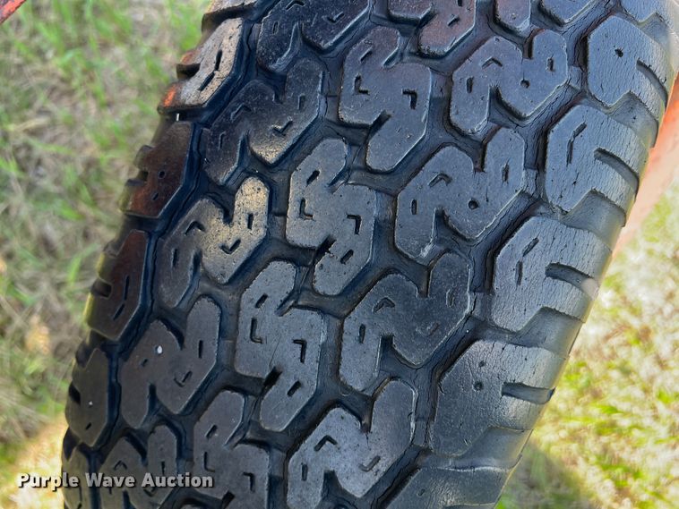 image for item DS8272 Hoe grain drill