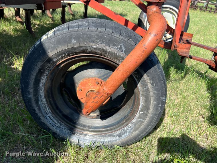 image for item DS8272 Hoe grain drill